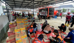 Banjir Bengkuring: BPBD Samarinda Dirikan Dapur Umum untuk 1.800 Warga Terdampak 