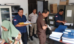 Kantor Camat Tenggarong Seberang Digeledah, Terkait Dugaan Korupsi Lahan Transmigrasi