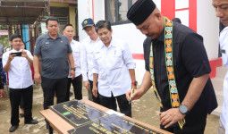 Bupati Kukar Resmikan Kantor Lurah dan Gedung Balai Pertemuan Umum Bukit Biru