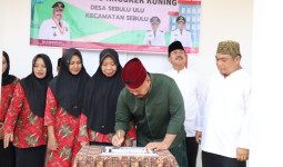 Bupati Kukar Resmikan Posyandu Anggrek Kuning di Desa Sebulu Ulu