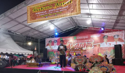 Sekkab Kukar Resmikan Pembukaan Rangkaian HUT ke-55 Kelurahan Maluhu