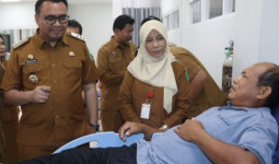 Cuma Pakai KTP, Warga Kembang Janggut Kini Nikmati Layanan Berobat Gratis