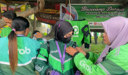 Aksi Pita Hitam Ojol Samarinda untuk Mengenang Affan Kurniawan