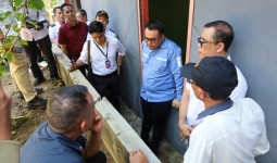 Bupati Kukar Tinjau Lokasi Longsor di Melayo, Pastikan Penanganan Sigap
