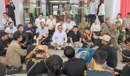 Mahasiswa Desak Perbaikan Jalan "Hantu" di Mahulu