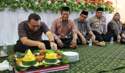 HUT ke-14 Desa Sumber Sari, Bupati Kukar Sampaikan Harapan untuk Kemajuan Desa