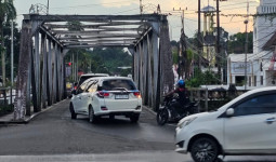 Jembatan Besi Tenggarong Segera Ditutup untuk Kendaraan
