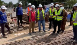 Jembatan Besi Tenggarong Tembus 50 Persen, DPRD Kukar Turun Mengawasi