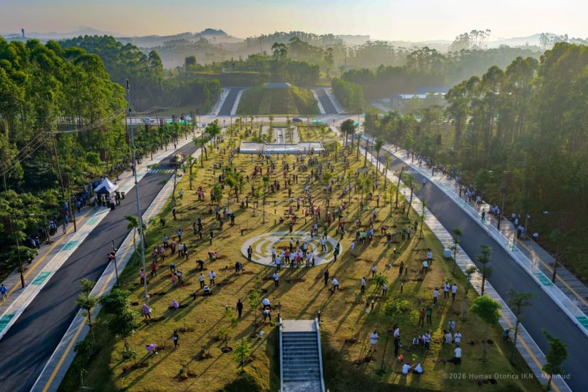 700 Bibit Ditanam di Plaza Legislatif, Aksi Menanam Jadi Gaya Hidup di Nusantara