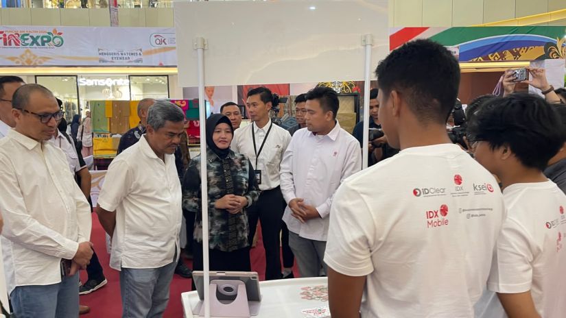 Jangan Tergiur Janji Manis, OJK Ajak Warga Pegang Prinsip Legal dan Logis