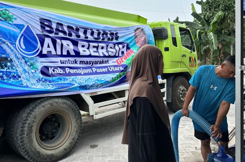 Mudyat Noor Salurkan 14 Ribu Liter Air Bersih untuk Warga Terdampak Kemarau di PPU